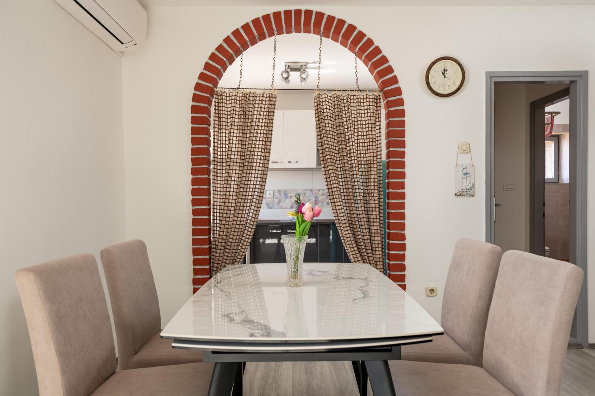Apartment Gioia ロヴィニ エクステリア 写真