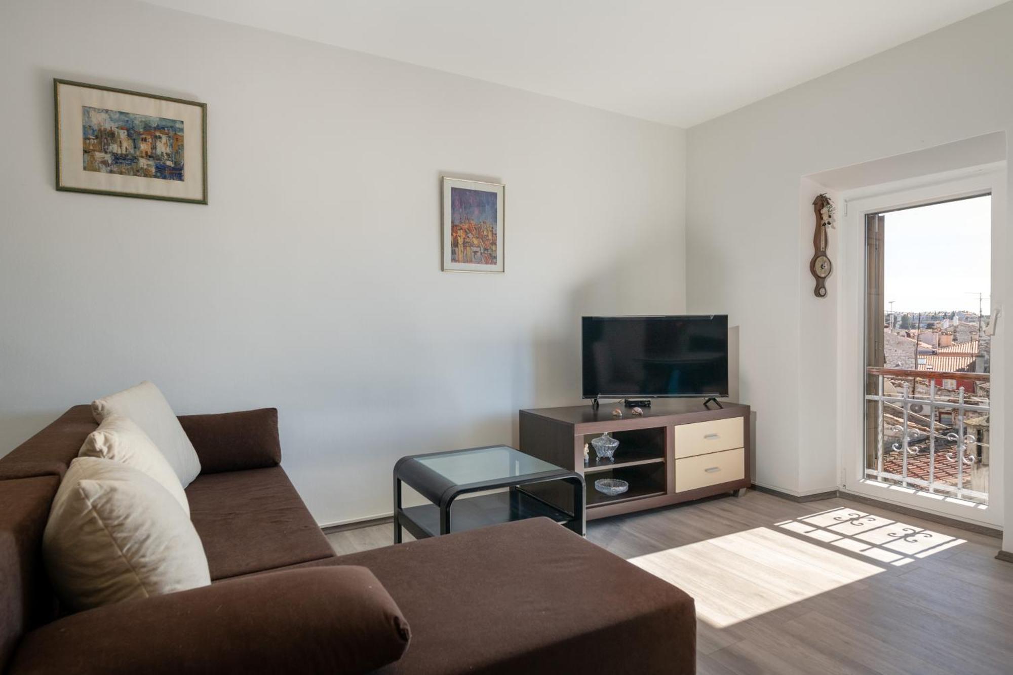 Apartment Gioia ロヴィニ エクステリア 写真