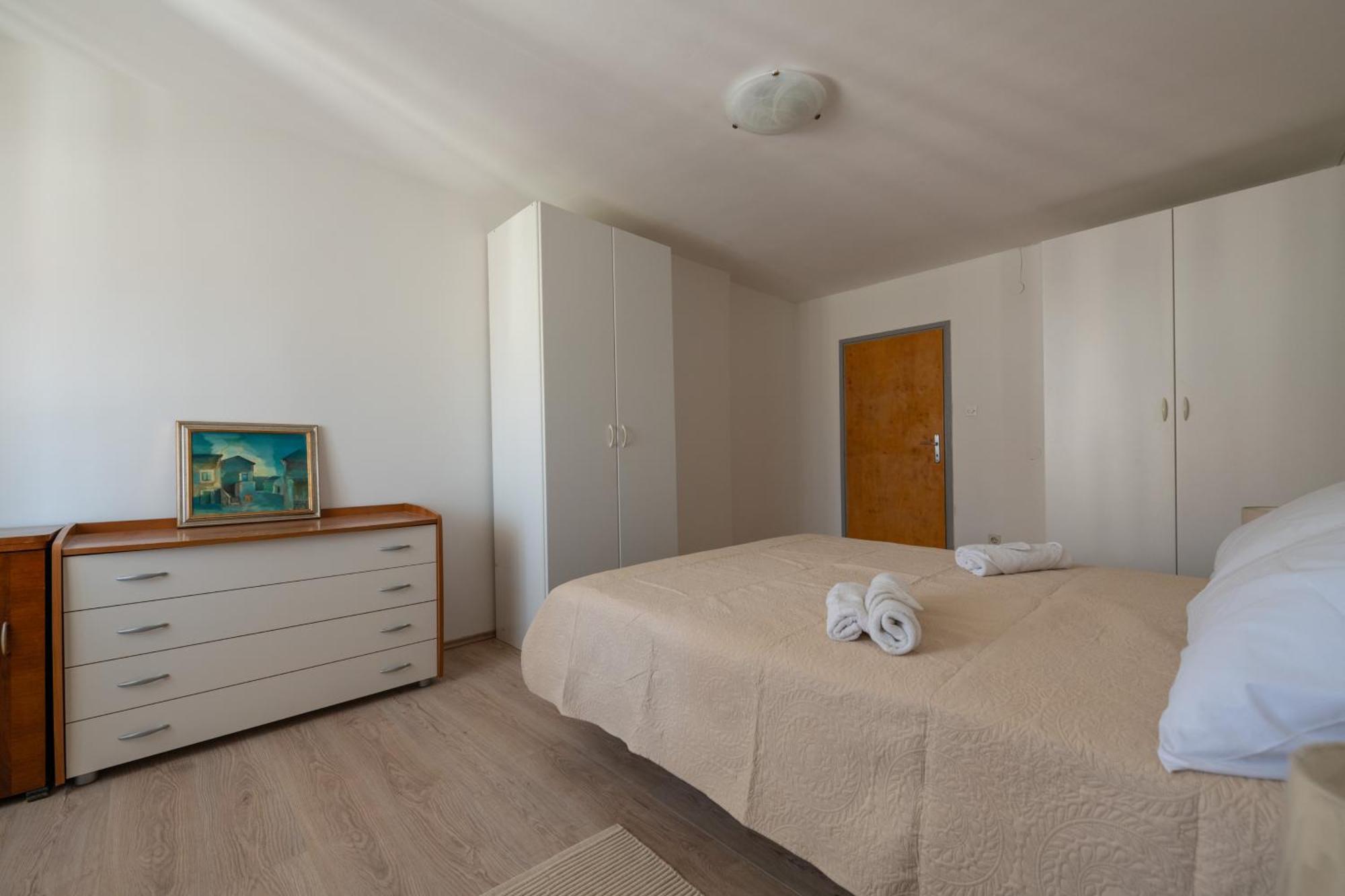 Apartment Gioia ロヴィニ エクステリア 写真